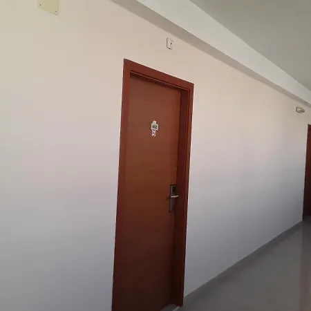 Private Studio In Esperanto Apartmán *